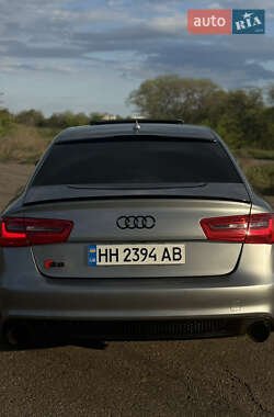 Седан Audi A6 2012 в 