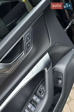 Седан Audi A6 2021 в 