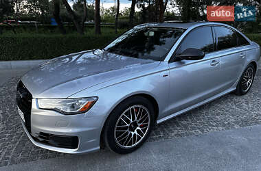 Седан Audi A6 2015 в 