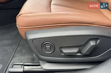 Седан Audi A6 2023 в 