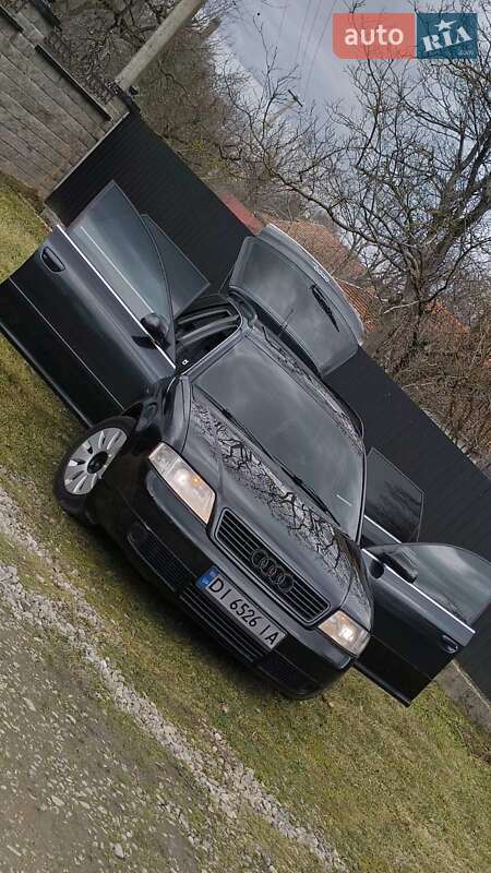 Универсал Audi A6 2000 в 