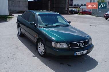 Седан Audi A6 1996 в Ровно