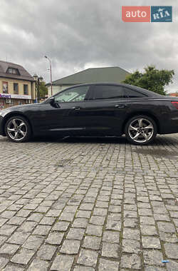 Седан Audi A6 2021 в 