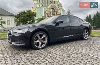 Седан Audi A6 2021 в 