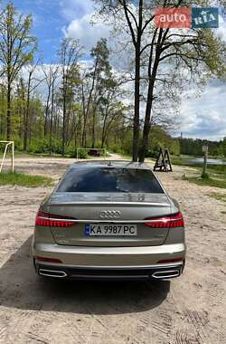 Седан Audi A6 2019 в 