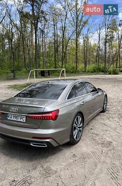 Седан Audi A6 2019 в 