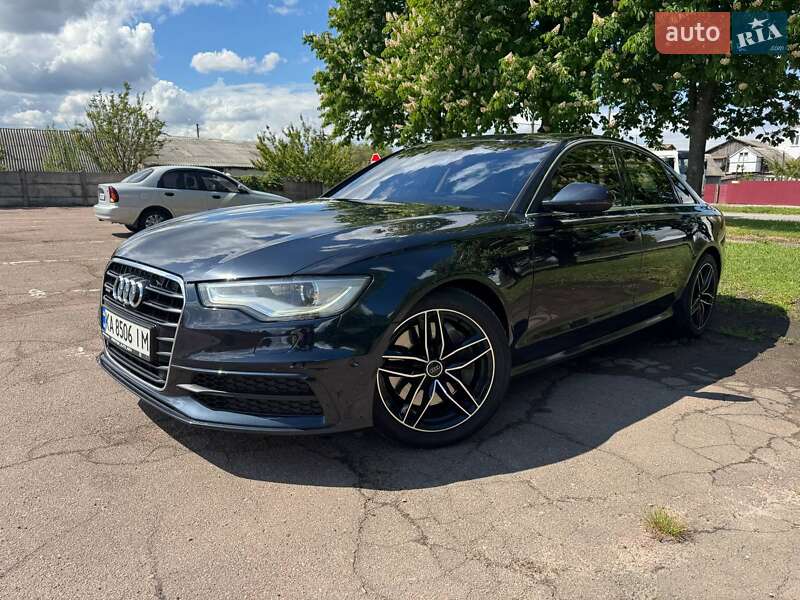 Седан Audi A6 2012 в 