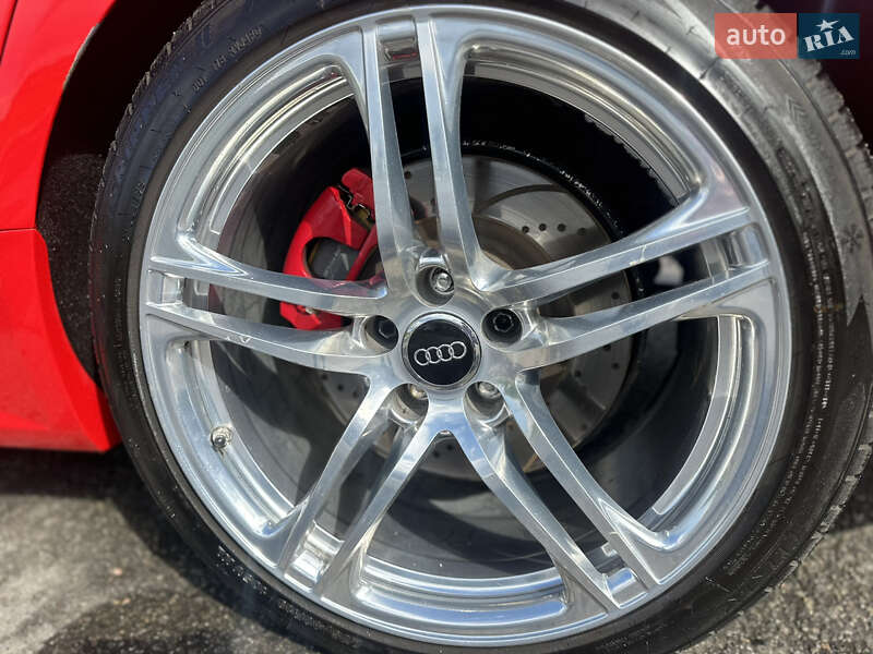 Седан Audi A6 2018 в Умані