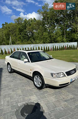 Седан Audi A6 1995 в Луцьку