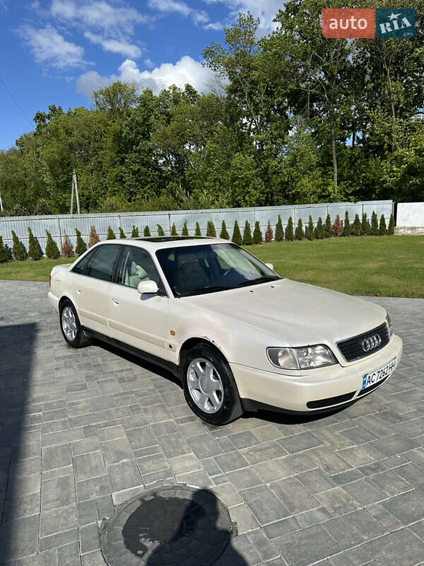 Седан Audi A6 1995 в 