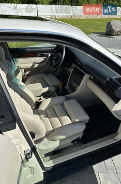 Седан Audi A6 1995 в 