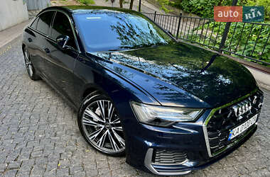 Седан Audi A6 2018 в 