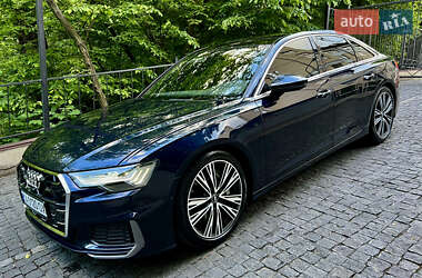 Седан Audi A6 2018 в 