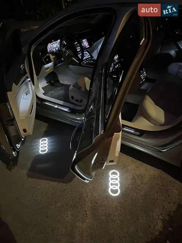 Седан Audi A6 2019 в 