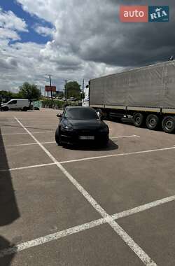 Седан Audi A6 2015 в 