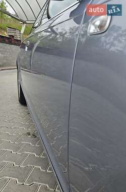 Седан Audi A6 2004 в 
