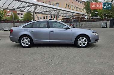 Седан Audi A6 2004 в 