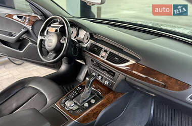 Седан Audi A6 2015 в 