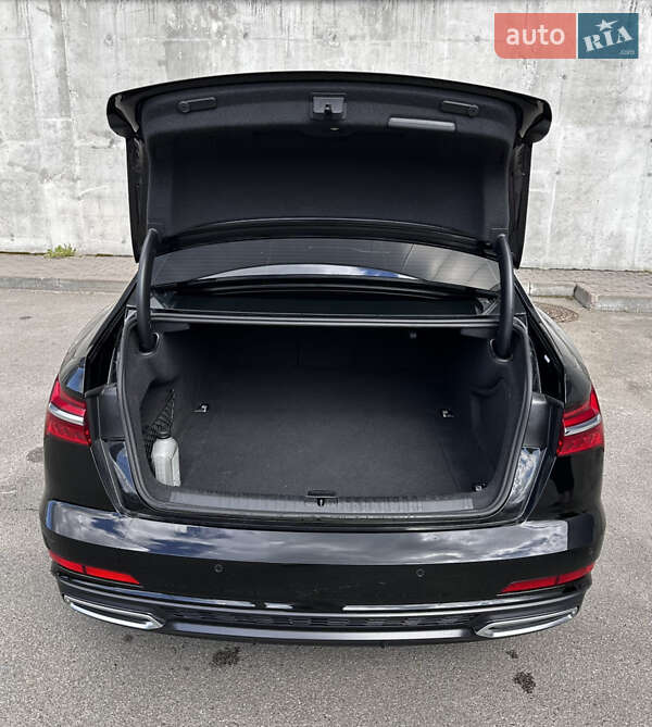 Седан Audi A6 2018 в Киеве