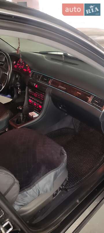 Универсал Audi A6 1998 в Буковеле фото 11 Универсал Audi A6 1998 в Буковеле