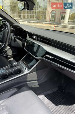Седан Audi A6 2018 в 