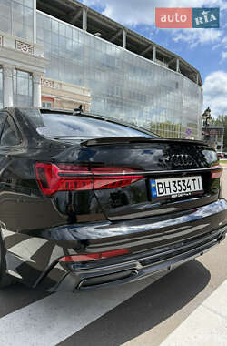 Седан Audi A6 2018 в 