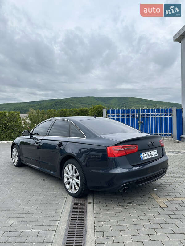 Седан Audi A6 2011 в Виноградове