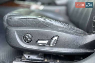 Седан Audi A6 2016 в 
