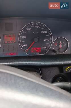 Седан Audi A6 1995 в 