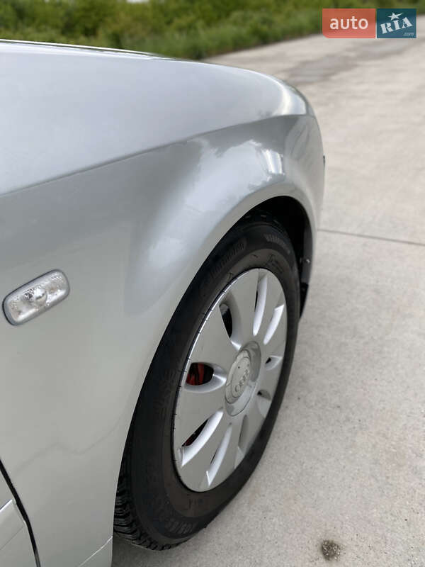 Универсал Audi A6 2004 в Хотине