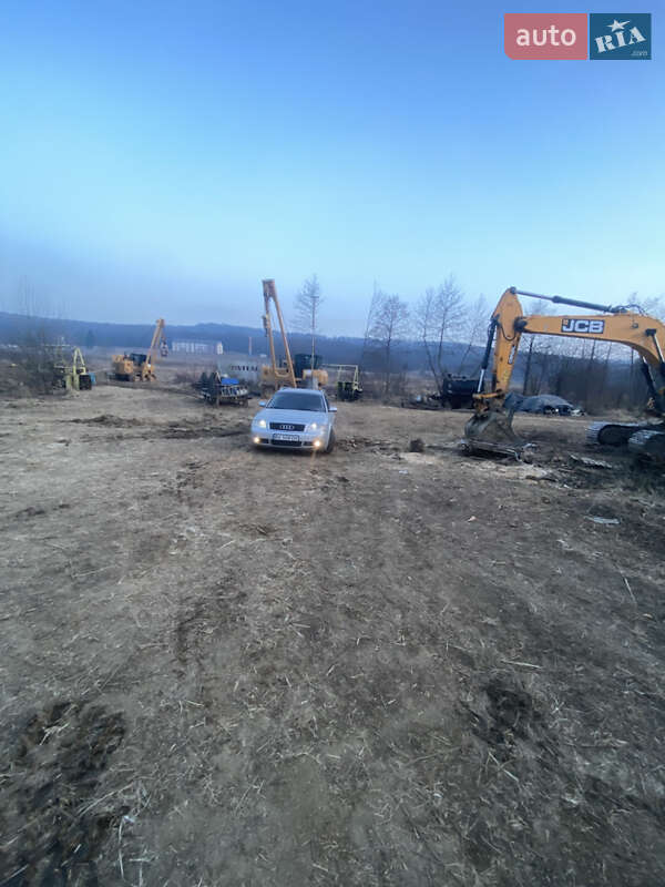Универсал Audi A6 2004 в Хотине