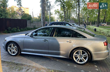 Седан Audi A6 2016 в 