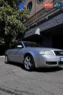 Седан Audi A6 2004 в 