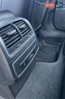 Седан Audi A6 2013 в 