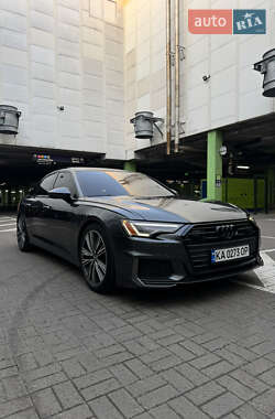 Седан Audi A6 2018 в 