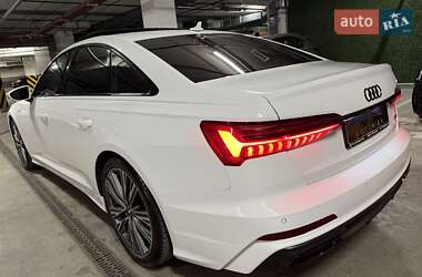 Седан Audi A6 2018 в 