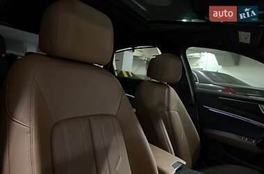 Седан Audi A6 2018 в 