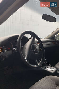 Универсал Audi A6 2004 в 