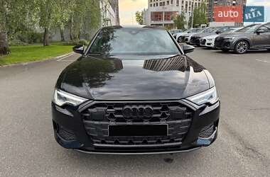 Седан Audi A6 2023 в 
