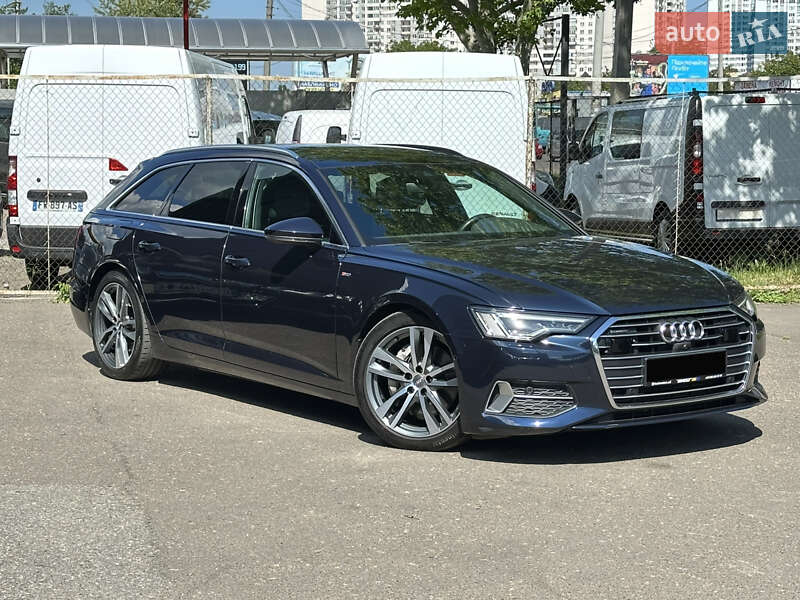 Универсал Audi A6 2018 в 
