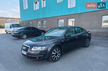 Седан Audi A6 2004 в 