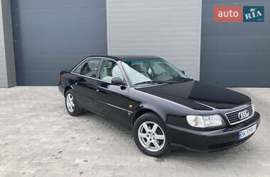 Седан Audi A6 1996 в 