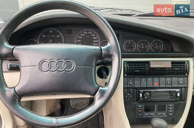Седан Audi A6 1996 в 