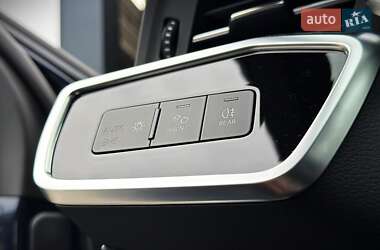 Седан Audi A6 2019 в 