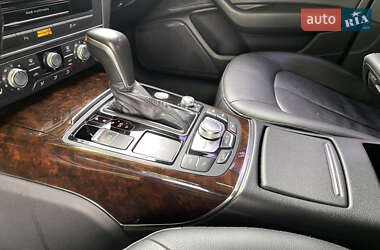 Седан Audi A6 2015 в 