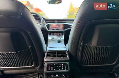 Седан Audi A6 2019 в 