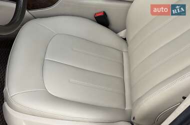 Седан Audi A6 2016 в 