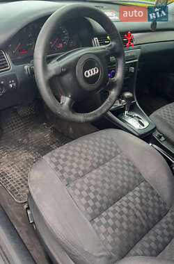 Универсал Audi A6 1999 в 