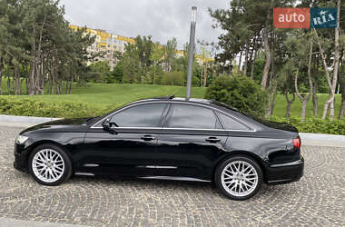 Седан Audi A6 2015 в 