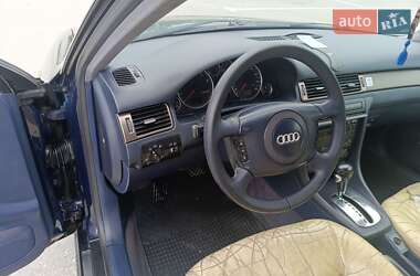 Седан Audi A6 2000 в 